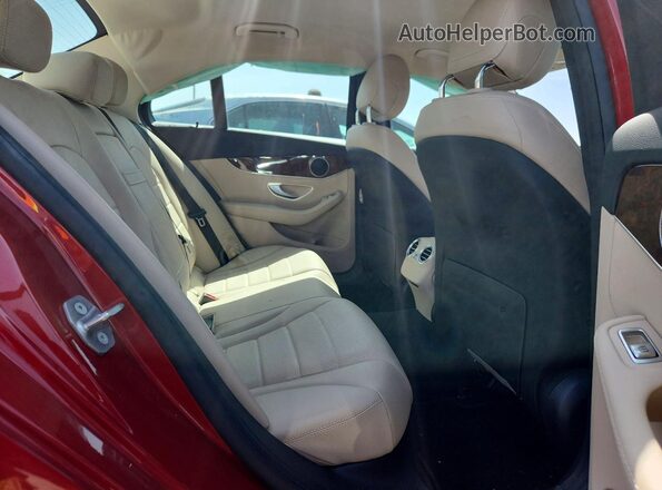55SWF4JB6HU228788 2017 MERCEDES-BENZ C Red უკანა სავარძლების ხედი