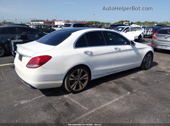 55SWF4JB6JU240445 2018 MERCEDES-BENZ C-CLASS White Հետևի աջ
