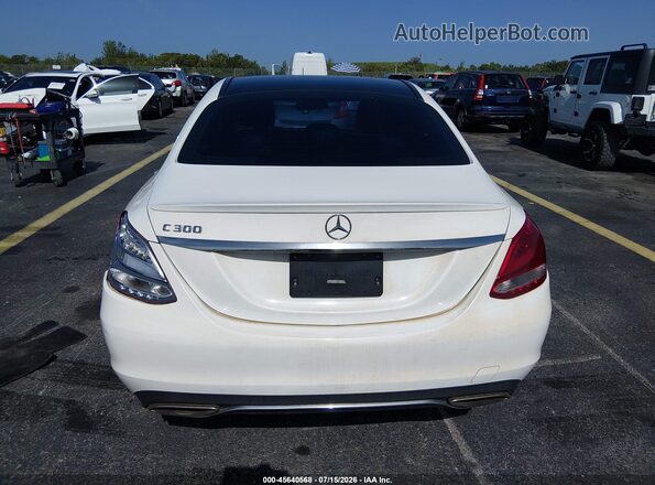 55SWF4JB6JU240445 2018 MERCEDES-BENZ C-CLASS White 
