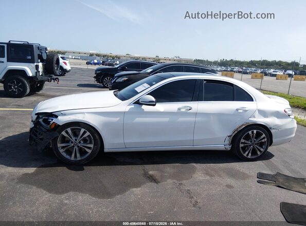55SWF4JB6JU240445 2018 MERCEDES-BENZ C-CLASS White Սալոնի 360 աստիճան տեսք