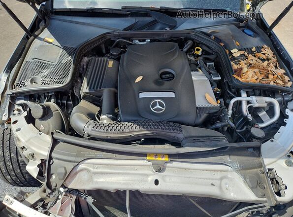 55SWF4JB7GU120145 2016 MERCEDES-BENZ C Серебряный Вид задней части салона