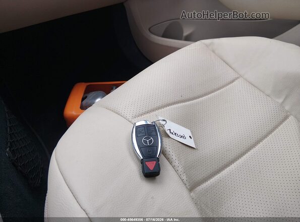 55SWF4JB7GU154893 2016 MERCEDES-BENZ C-CLASS White Вид панелі приладів