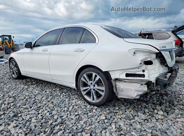 55SWF4JB7HU192836 2017 MERCEDES-BENZ C White Rear left