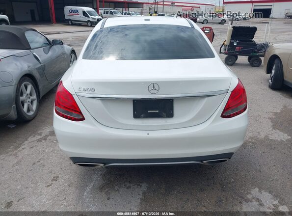55SWF4JB7HU215516 2017 MERCEDES-BENZ C-CLASS White 