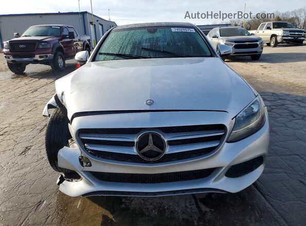 55SWF4JB7HU221980 2017 MERCEDES-BENZ C Серебряный Вид спереди