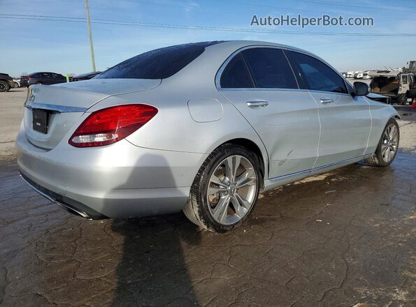 55SWF4JB7HU221980 2017 MERCEDES-BENZ C Серебряный Задняя правая четверть