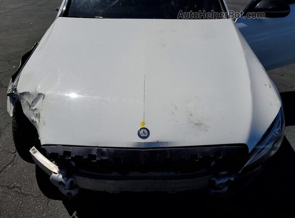 55SWF4JB8GU123670 2016 MERCEDES-BENZ C White Widok wnętrza z tyłu