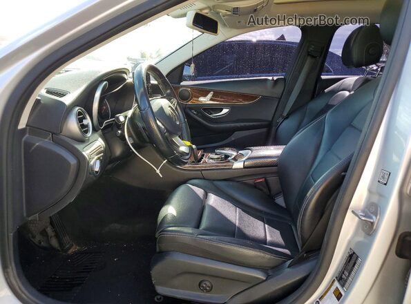 55SWF4JB8GU167796 2016 MERCEDES-BENZ C Silver წინა სალონის ხედი