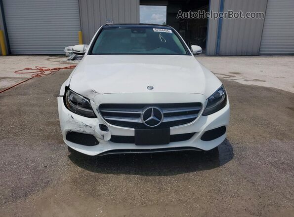 55SWF4JB8HU196250 2017 MERCEDES-BENZ C White Вид спереду