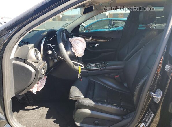 55SWF4JB8HU197009 2017 MERCEDES-BENZ C Black Widok wnętrza z przodu