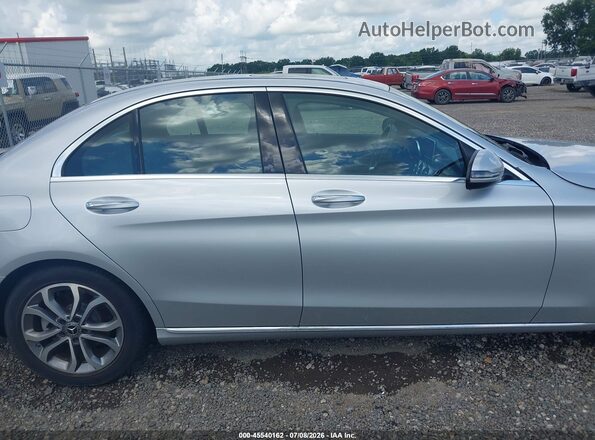 55SWF4JB8JU240091 2018 MERCEDES-BENZ C-CLASS Silver Widok wnętrza 360 stopni