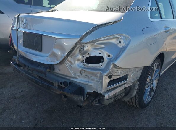 55SWF4JB8JU240835 2018 MERCEDES-BENZ C-CLASS Silver წინა ხედი