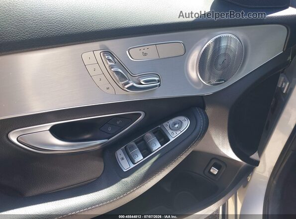 55SWF4JB8JU240835 2018 MERCEDES-BENZ C-CLASS Silver 