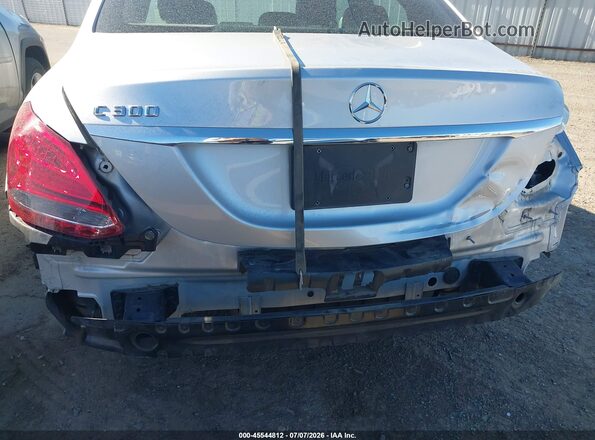 55SWF4JB8JU240835 2018 MERCEDES-BENZ C-CLASS Silver 