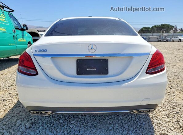 55SWF4JB8JU241175 2018 MERCEDES-BENZ C White Rear view