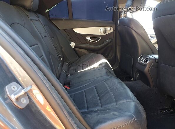 55SWF4JB8JU243752 2018 MERCEDES-BENZ C Gray Vista de los asientos traseros