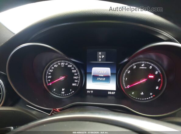 55SWF4JB8JU246859 2018 MERCEDES-BENZ C-CLASS White Widok tylnych siedzeń