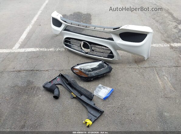 55SWF4JBXGU139806 2016 MERCEDES-BENZ C-CLASS White Vista del cuadro de instrumentos