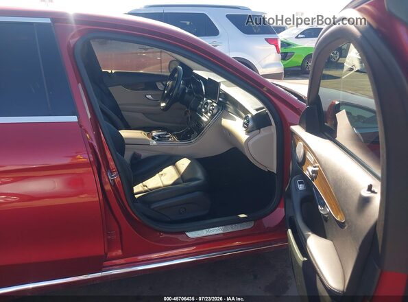 55SWF4JBXHU180941 2017 MERCEDES-BENZ C-CLASS Maroon Front interior view