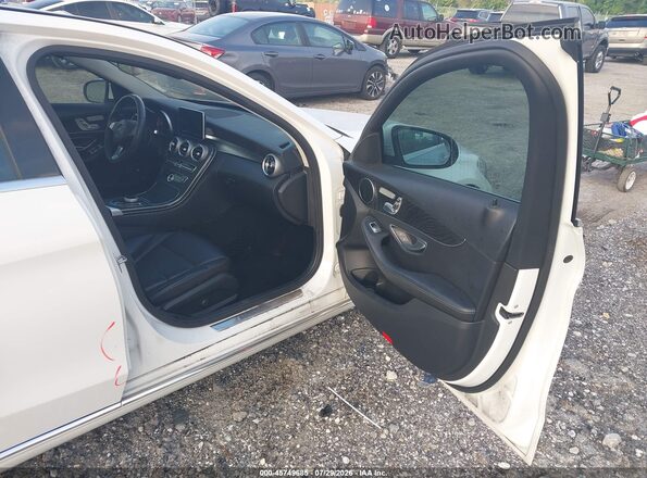 55SWF4JBXHU220077 2017 MERCEDES-BENZ C-CLASS White Front interior view