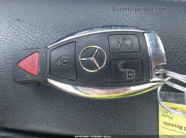 55SWF4JBXHU220077 2017 MERCEDES-BENZ C-CLASS White Dashboard view