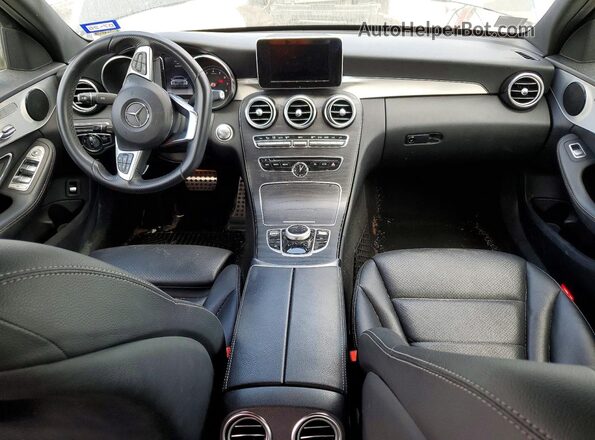 55SWF4JBXJU266756 2018 MERCEDES-BENZ C Black Առջևի վահանակի տեսք