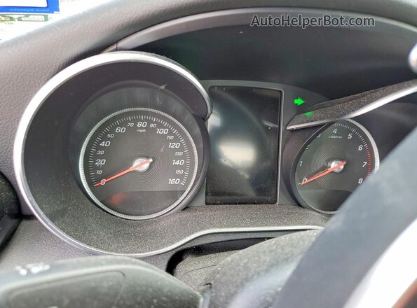 55SWF4JBXJU266756 2018 MERCEDES-BENZ C Black Սարքավորումների վահանակի տեսք