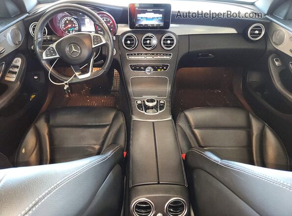 55SWF4JBXJU270984 2018 MERCEDES-BENZ C Gray Dashboard view