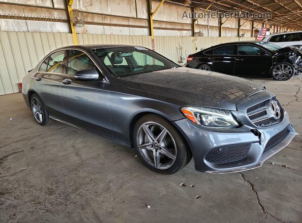 55SWF4JBXJU270984 2018 MERCEDES-BENZ C Gray Front right