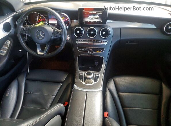 55SWF4JBXJU275683 2018 MERCEDES-BENZ C Black Առջևի վահանակի տեսք