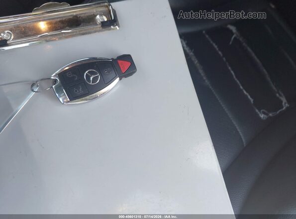 55SWF4KB0GU133012 2016 MERCEDES-BENZ C-CLASS Gray Vista del salpicadero