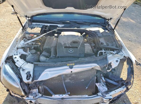 55SWF4KB0HU191977 2017 MERCEDES-BENZ C White Widok wnętrza z tyłu