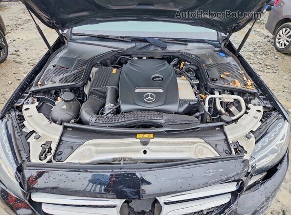 55SWF4KB0HU212519 2017 MERCEDES-BENZ C Black Vista interior trasera