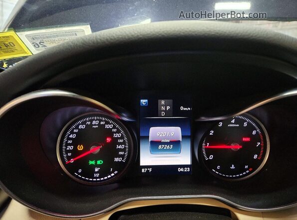 55SWF4KB0JU241850 2018 MERCEDES-BENZ C Blue ხელსაწყოთა პანელის ხედი