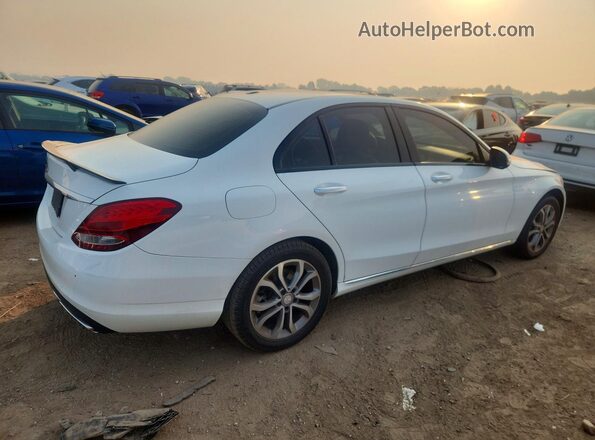 55SWF4KB0JU243002 2018 MERCEDES-BENZ C Белый Задняя правая четверть