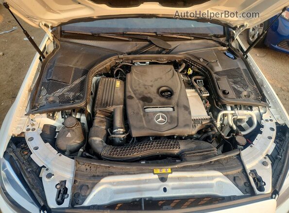 55SWF4KB0JU243002 2018 MERCEDES-BENZ C Белый Вид задней части салона