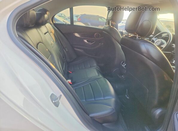 55SWF4KB0JU243002 2018 MERCEDES-BENZ C Белый Вид задних сидений