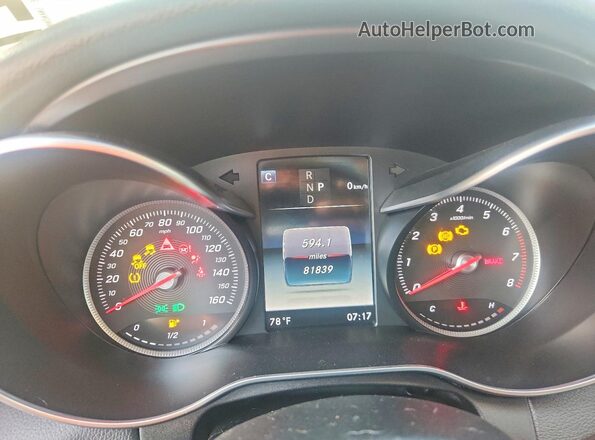 55SWF4KB0JU243002 2018 MERCEDES-BENZ C Белый Вид щитка приборов