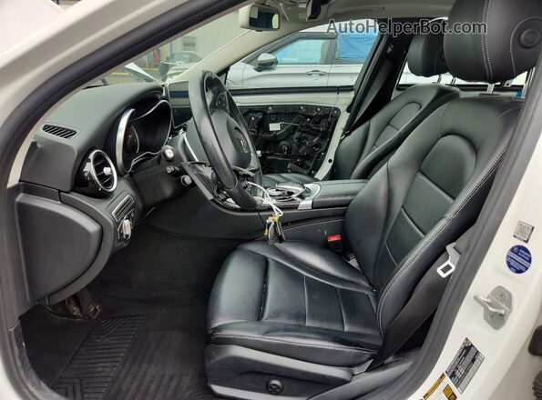 55SWF4KB1GU102643 2016 MERCEDES-BENZ C Белый Вид салона спереди