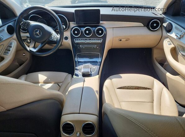 55SWF4KB1GU106840 2016 MERCEDES-BENZ C Black Dashboard view