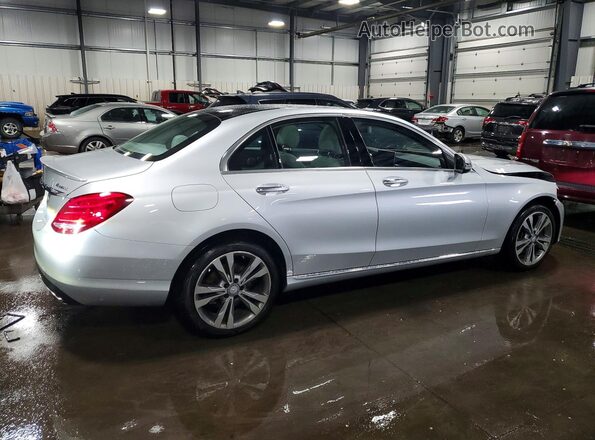55SWF4KB1GU154127 2016 MERCEDES-BENZ C Серебряный Задняя правая четверть