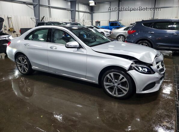 55SWF4KB1GU154127 2016 MERCEDES-BENZ C Серебряный Передняя правая четверть