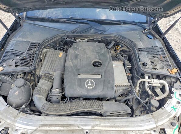 55SWF4KB1HU216627 2017 MERCEDES-BENZ C Black Widok wnętrza z tyłu