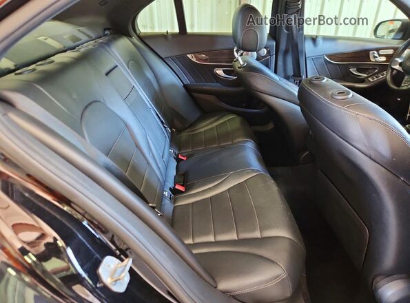 55SWF4KB1JU259368 2018 MERCEDES-BENZ C Black უკანა სავარძლების ხედი
