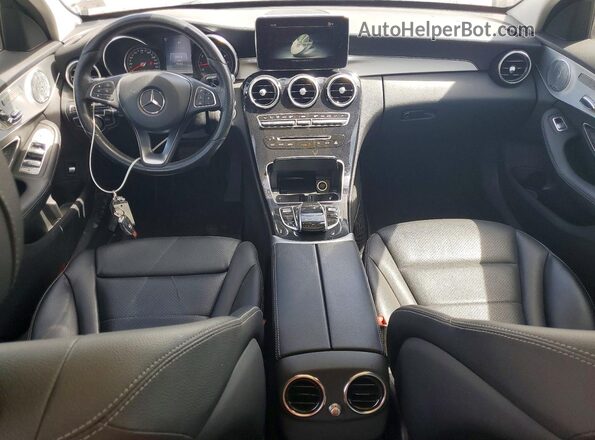 55SWF4KB2GU156551 2016 MERCEDES-BENZ C Silver Vista del salpicadero