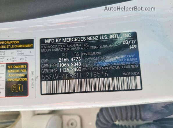 55SWF4KB2HU218516 2017 MERCEDES-BENZ C White Vista del compartimento del motor