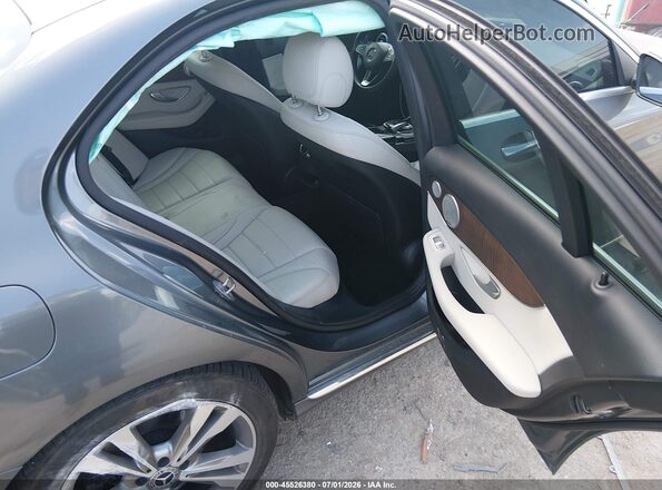 55SWF4KB3JU244144 2018 MERCEDES-BENZ C-CLASS Silver Widok naklejki z numerem VIN