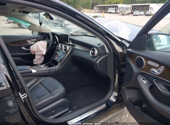 55SWF4KB3JU257718 2018 MERCEDES-BENZ C-CLASS Black Вид салону спереду