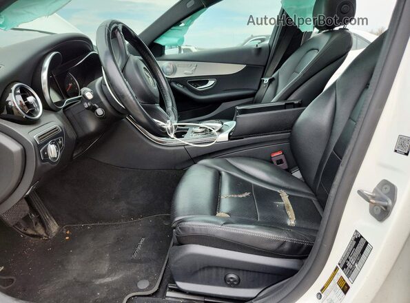 55SWF4KB4JU278917 2018 MERCEDES-BENZ C White Front interior view
