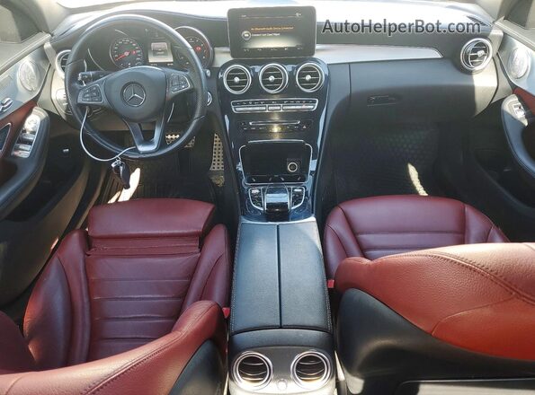 55SWF4KB5HU185026 2017 MERCEDES-BENZ C White Widok deski rozdzielczej